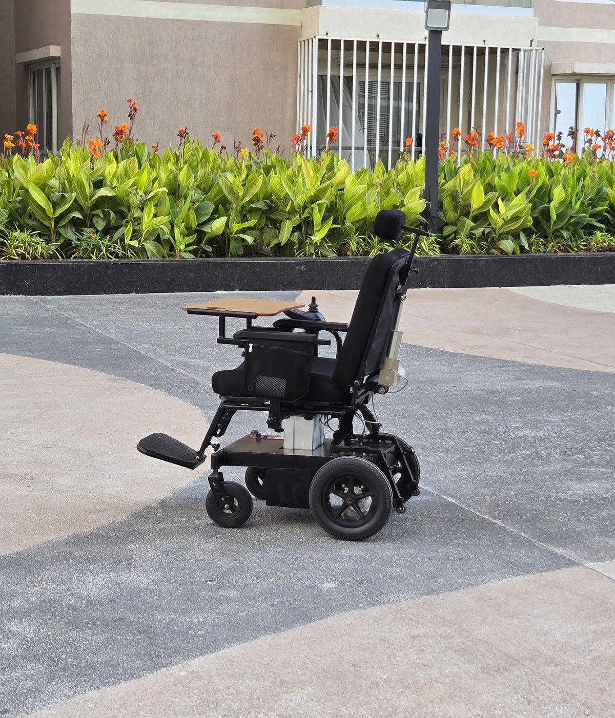 Height Adjustable Power Wheelchair – Telescopic Lifting Mechanism