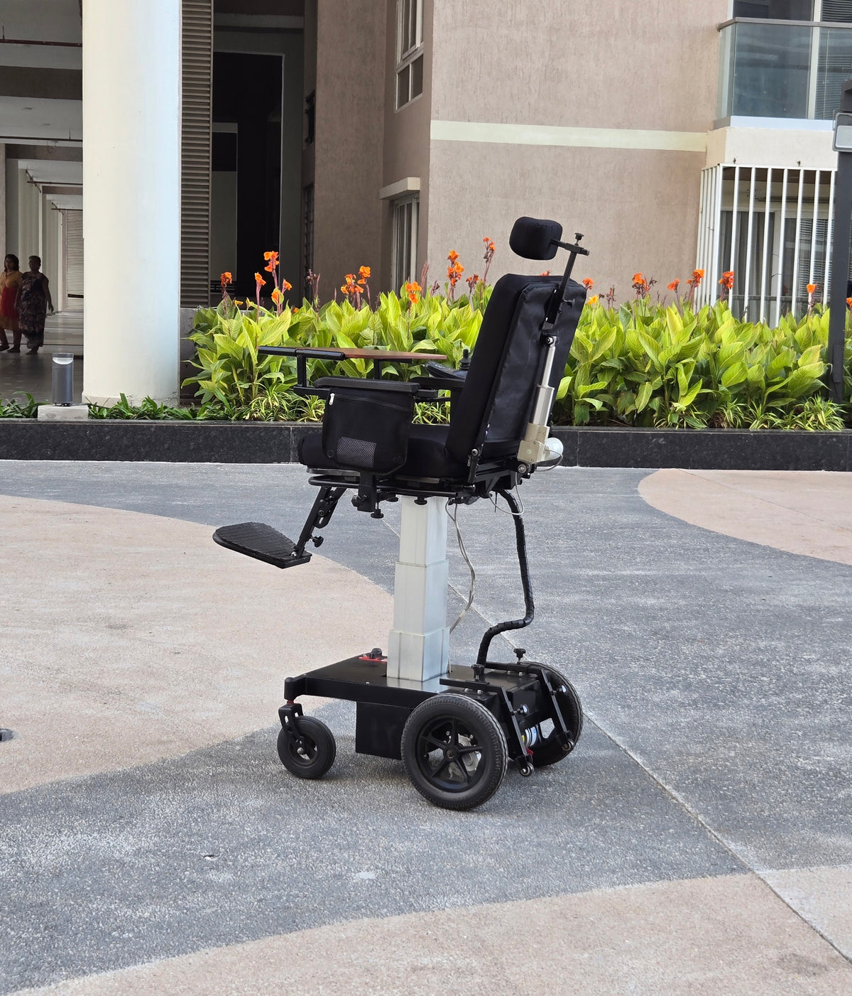 Height Adjustable Power Wheelchair – Telescopic Lifting Mechanism