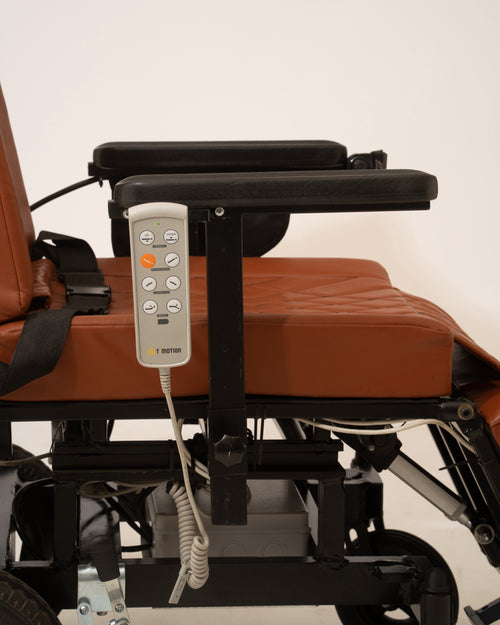 Bed Convertible Manual Wheelchair - without Height Adjustment