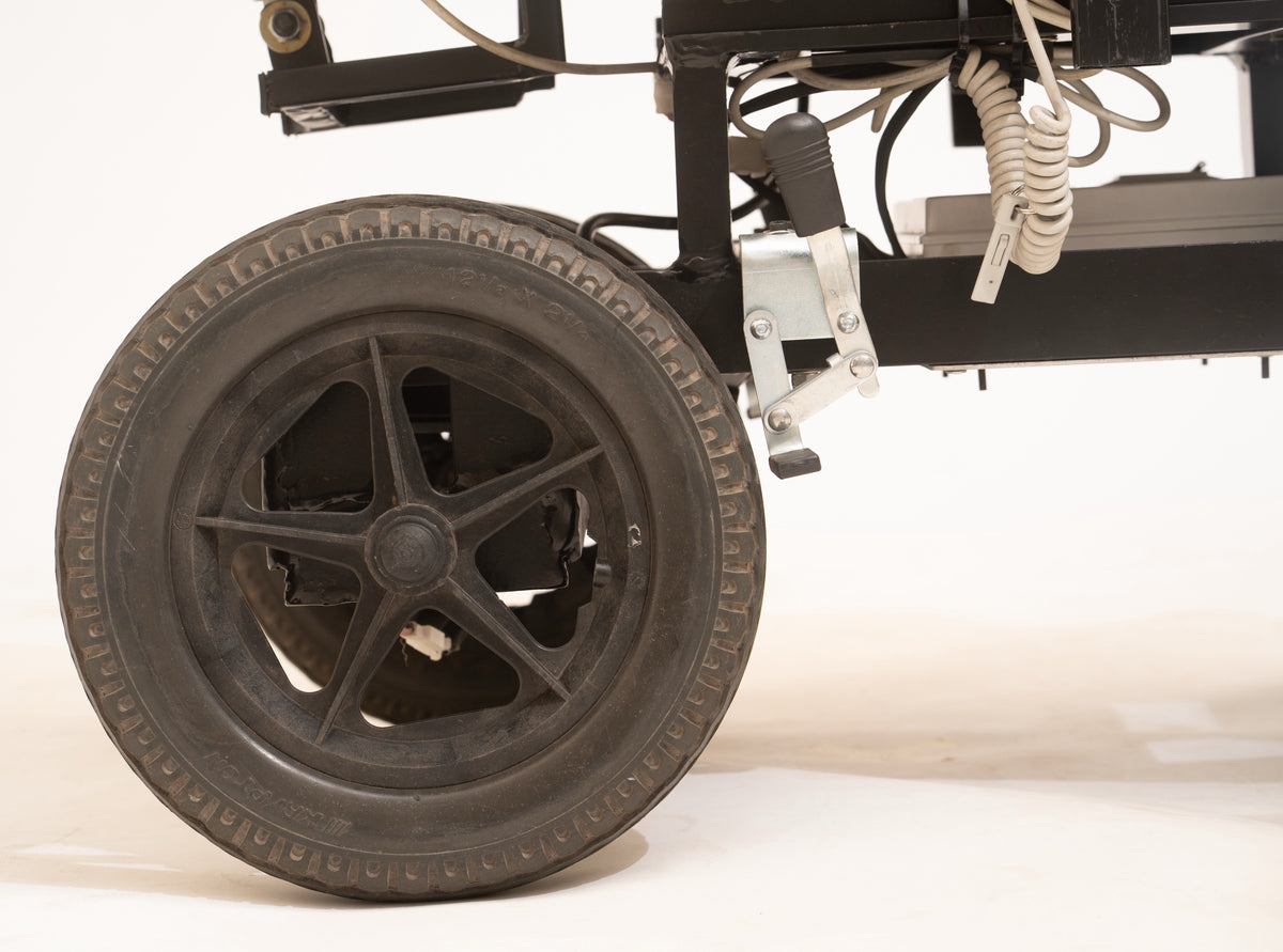Bed Convertible Manual Wheelchair - without Height Adjustment